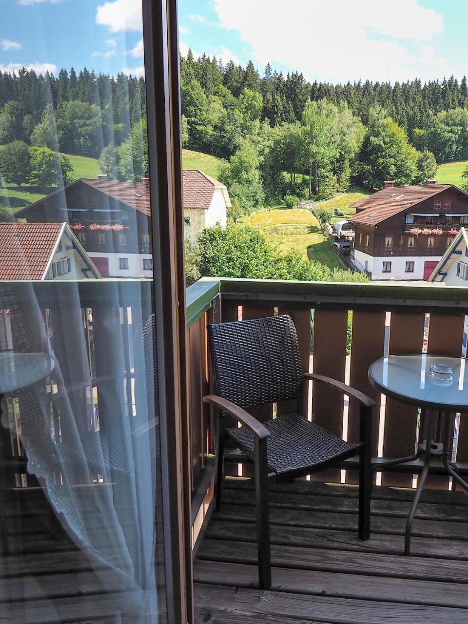 Landgasthof Zum Schwarzen Grat Isny im Allgäu Zewnętrze zdjęcie